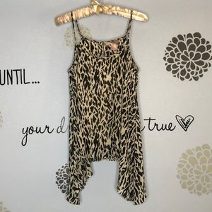 Spotted Black&White Top